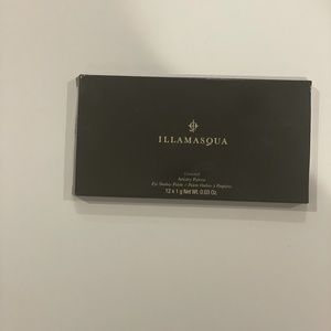 Selling Illamasqua Palette.